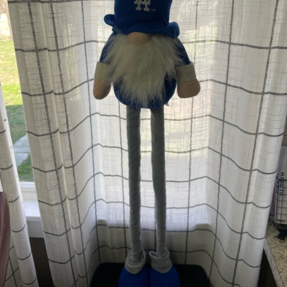 NWT 44.5 H Los Angeles Dodgers Extending legs Standing Gnome - Picture 2 of 8